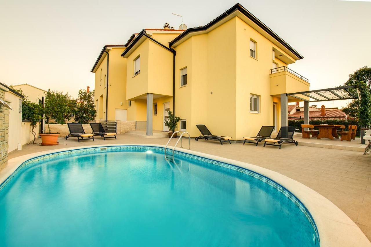 Villa Cera Пула Экстерьер фото